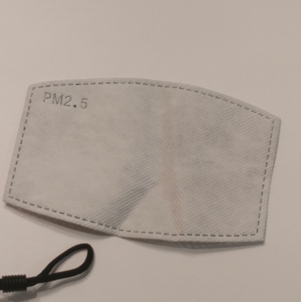 Red/White Face Mask - Picture 5 of 6